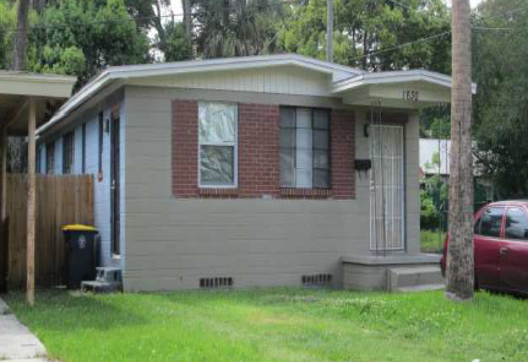 Income Producing Duplex in Jacksonville, FL